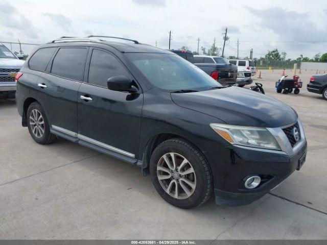 Salvage Nissan Pathfinder