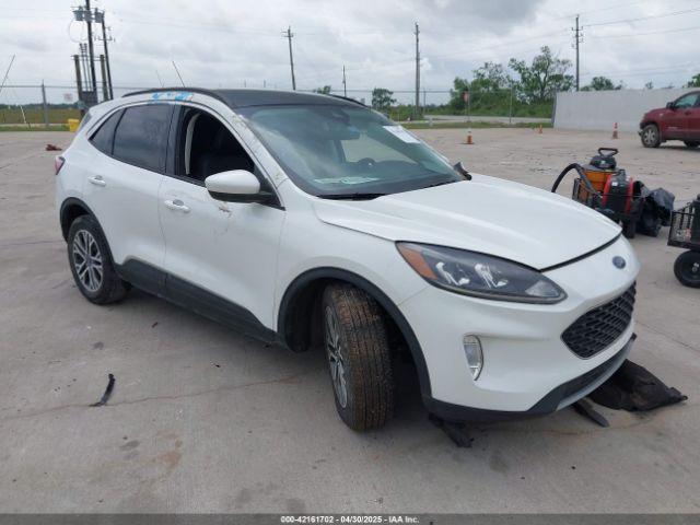  Salvage Ford Escape
