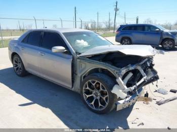  Salvage Chrysler 300