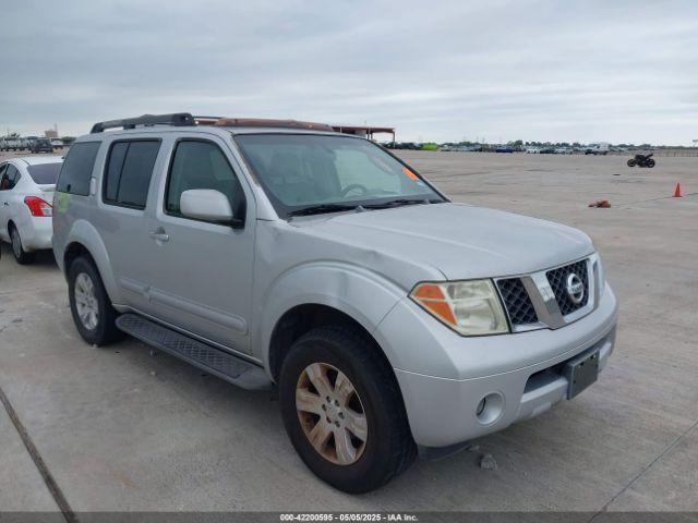  Salvage Nissan Pathfinder