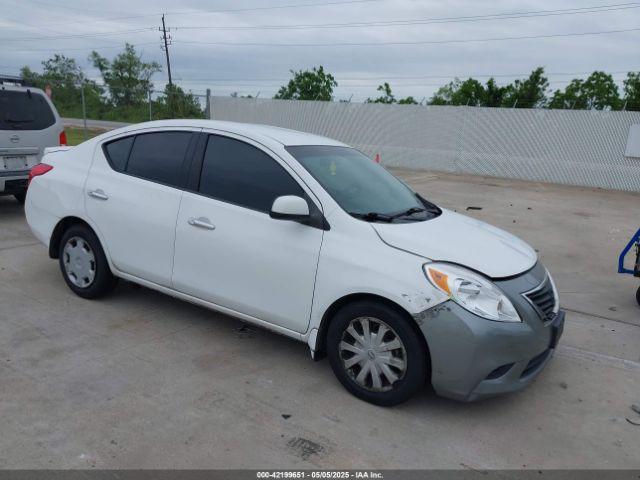  Salvage Nissan Versa