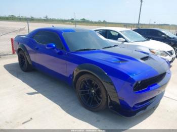  Salvage Dodge Challenger