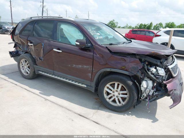  Salvage Kia Sorento