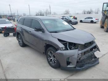  Salvage Toyota Highlander