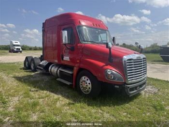  Salvage Freightliner Cascadia 125