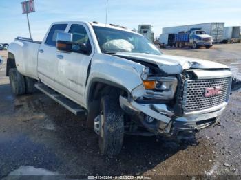  Salvage General Motors Sierra 3500HD