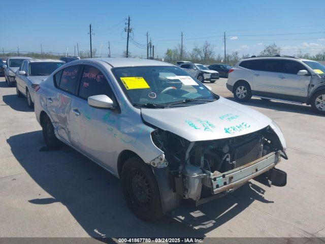  Salvage Nissan Versa