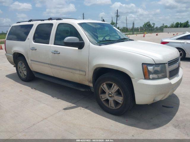  Salvage Chevrolet Suburban 1500