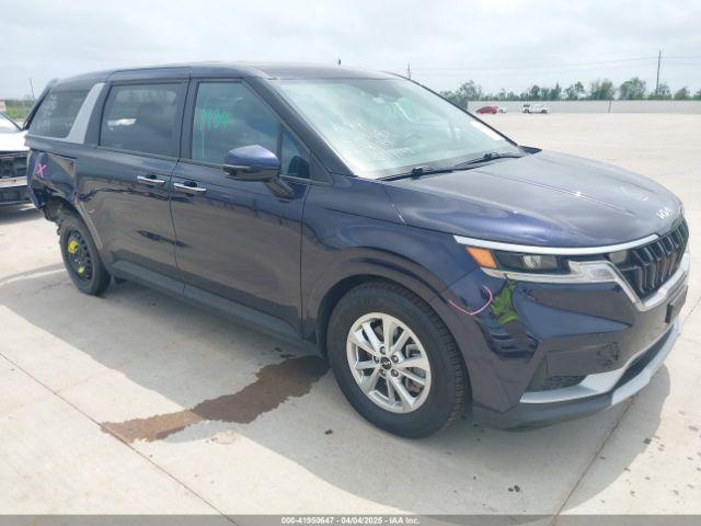  Salvage Kia Carnival
