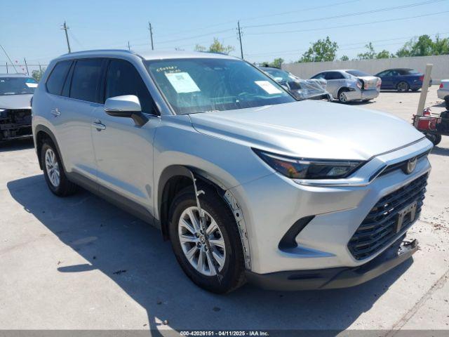  Salvage Toyota Grand Highlander