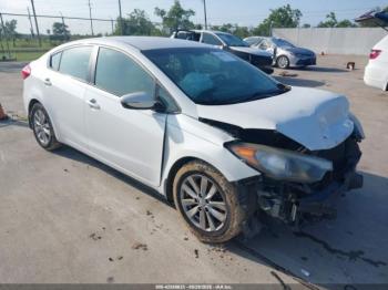  Salvage Kia Forte