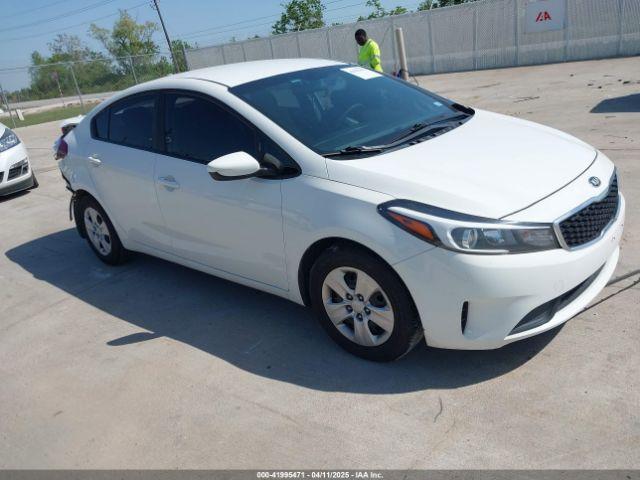  Salvage Kia Forte
