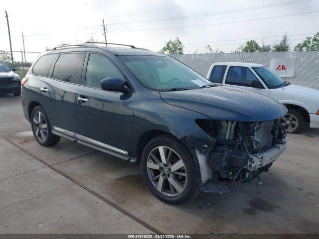  Salvage Nissan Pathfinder