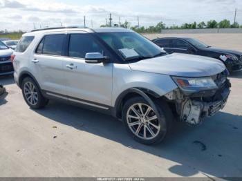  Salvage Ford Explorer