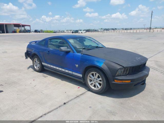  Salvage Ford Mustang