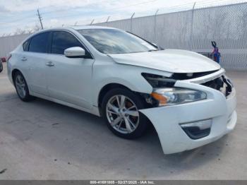  Salvage Nissan Altima
