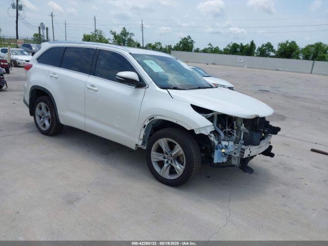  Salvage Toyota Highlander