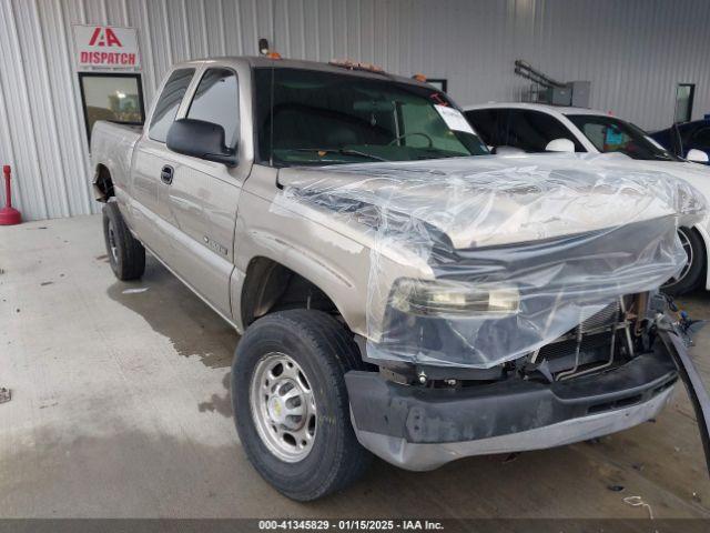  Salvage Chevrolet Silverado 2500