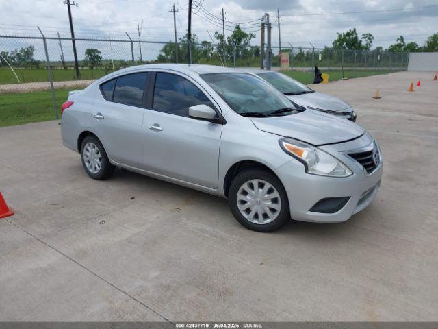  Salvage Nissan Versa