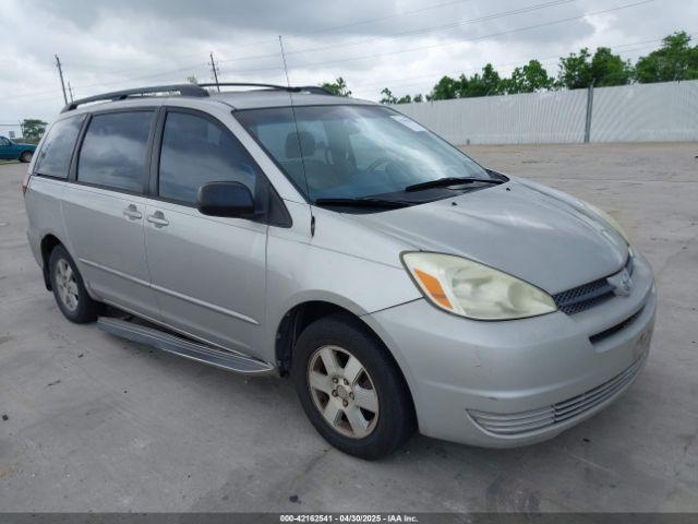  Salvage Toyota Sienna