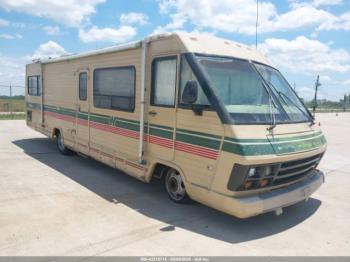  Salvage Chevrolet P30