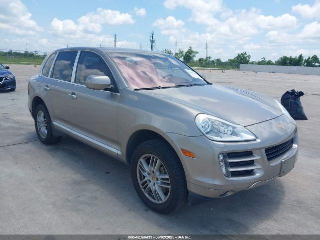  Salvage Porsche Cayenne