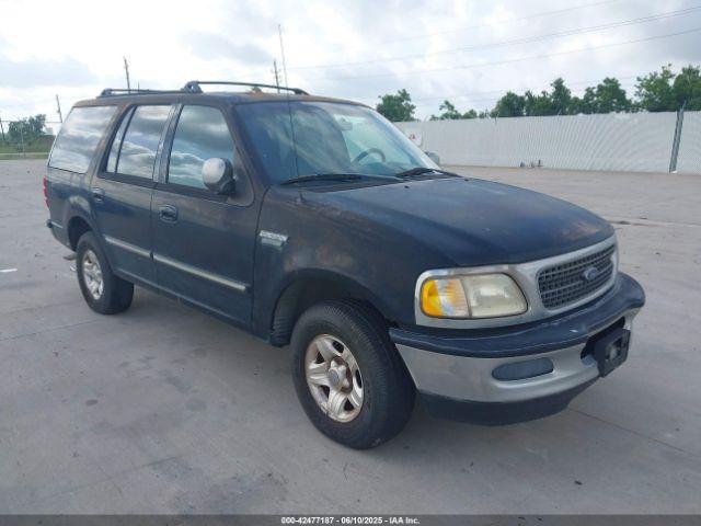  Salvage Ford Expedition