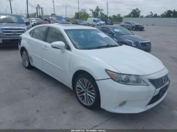  Salvage Lexus Es