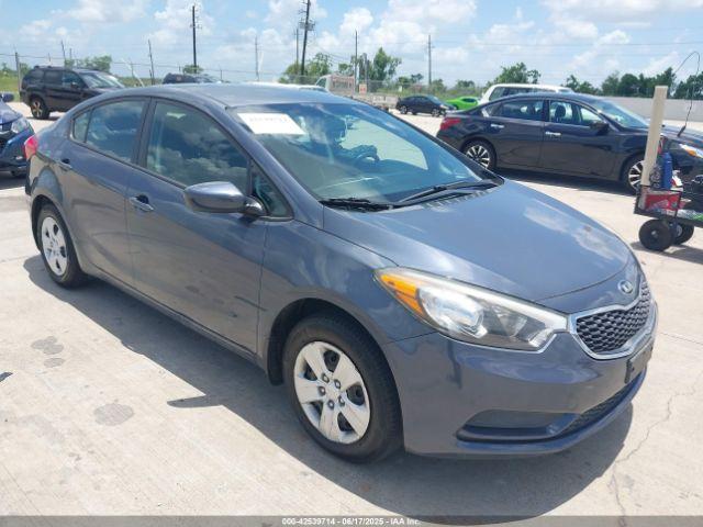  Salvage Kia Forte