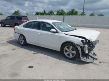  Salvage Volkswagen Passat