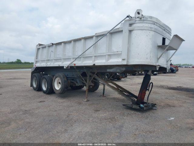  Salvage Clement Ind Dump Trailer