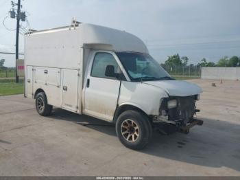 Salvage General Motors Savana Cutaway