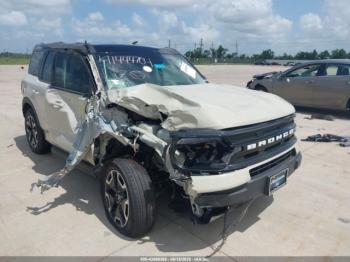  Salvage Ford Bronco