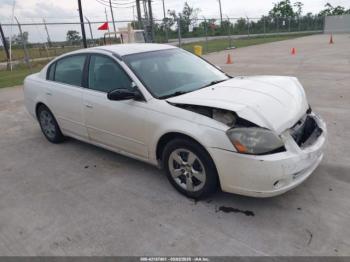  Salvage Nissan Altima