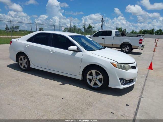  Salvage Toyota Camry