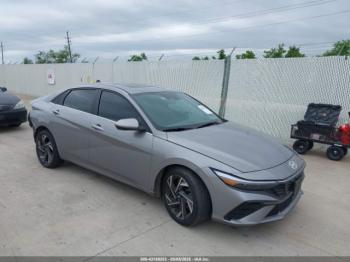  Salvage Hyundai ELANTRA
