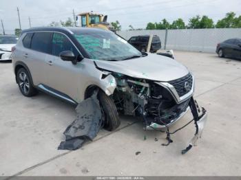 Salvage Nissan Rogue