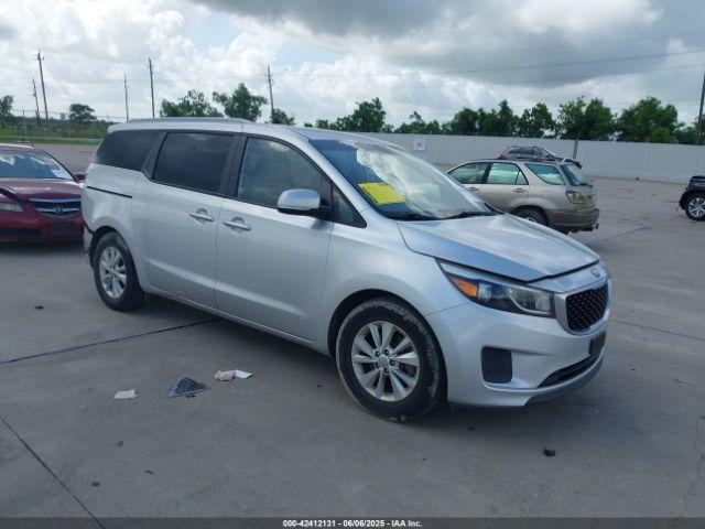  Salvage Kia Sedona