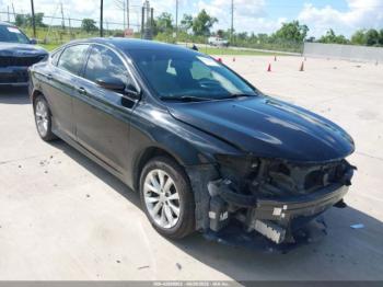  Salvage Chrysler 200