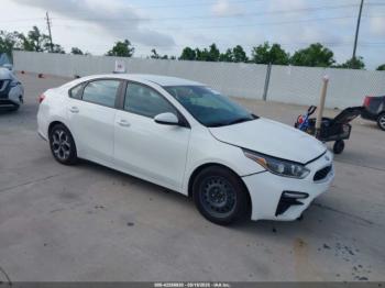  Salvage Kia Forte