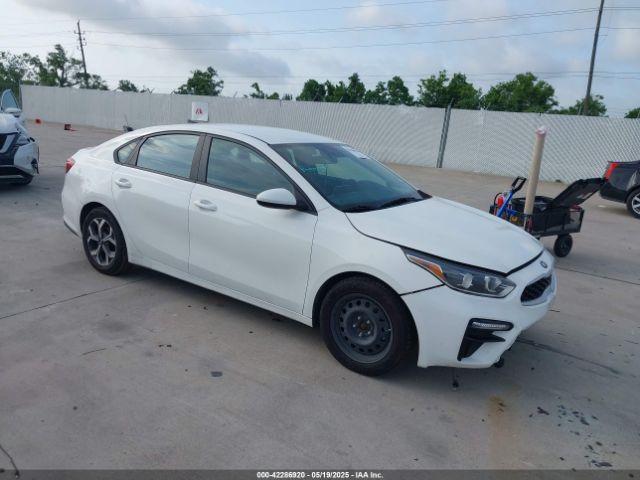  Salvage Kia Forte