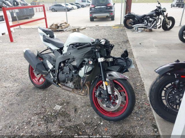  Salvage Kawasaki Zx636