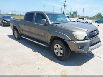  Salvage Toyota Tacoma