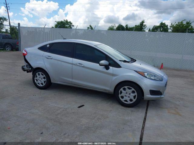  Salvage Ford Fiesta