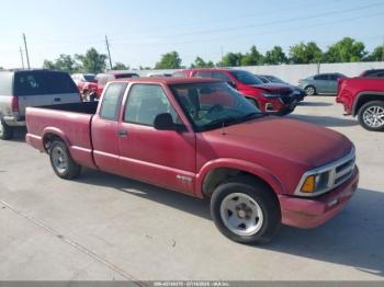  Salvage Chevrolet S-10