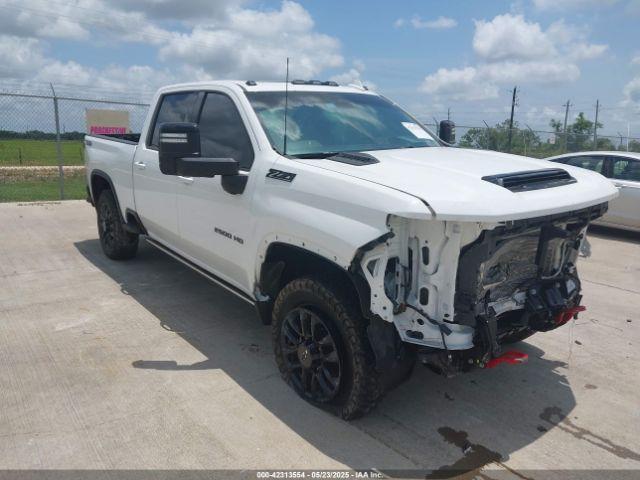  Salvage Chevrolet Silverado 2500