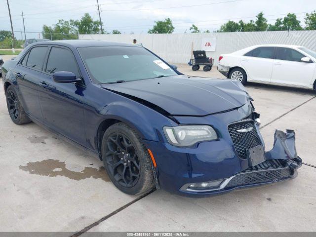  Salvage Chrysler 300