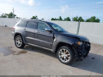  Salvage Jeep Grand Cherokee