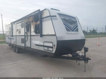  Salvage Venture Sport Trek
