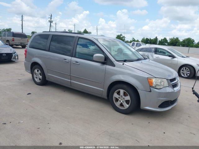  Salvage Dodge Grand Caravan